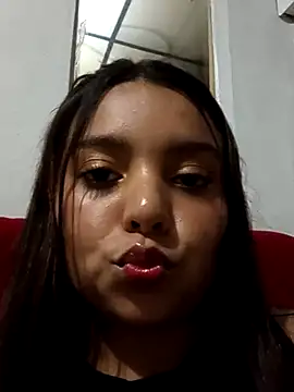 Snapshot of stefanie010 chatting on April 25, 2026, 10:07 pm stefanie010 online show from April 25, 2026, 10:07 pm