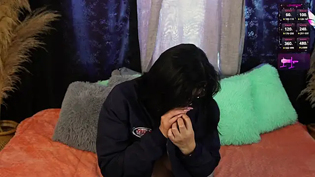 isaibanez online show from February 25, 2025, 4:21 pm