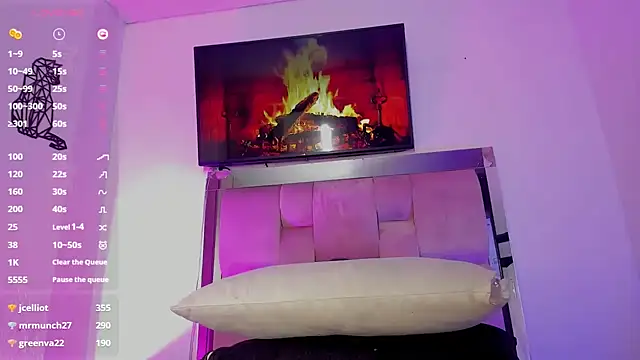 emily lady20 online show from January 28, 2025, 11:06 am