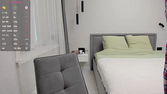 xxnadya online show from September 26, 2025, 1:04 pm