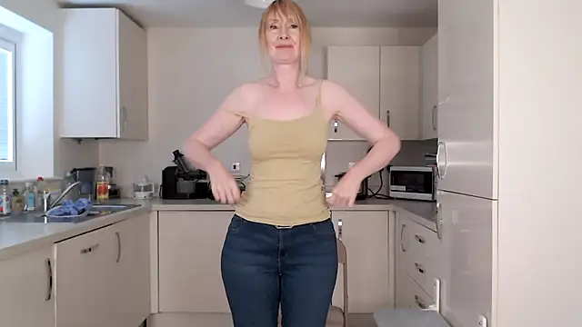 British Goddess Anna online show from July 19, 2026, 8:07 am