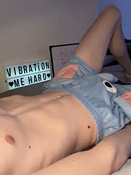 secret dream415 online show from April 7, 2026, 8:09 pm