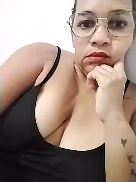 Darckbombom online show from December 4, 2024, 5:33 pm