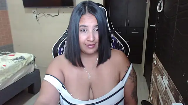 Snapshot of KathyHardcore69 chatting on May 8, 2026, 3:56 am KathyHardcore69 online show from May 8, 2026, 3:56 am