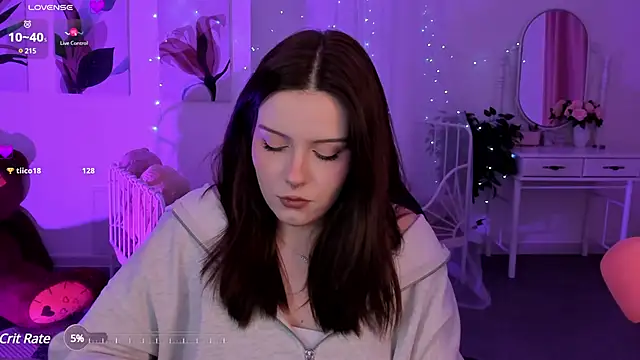 CoralineKeyns online show from December 19, 2024, 8:45 am