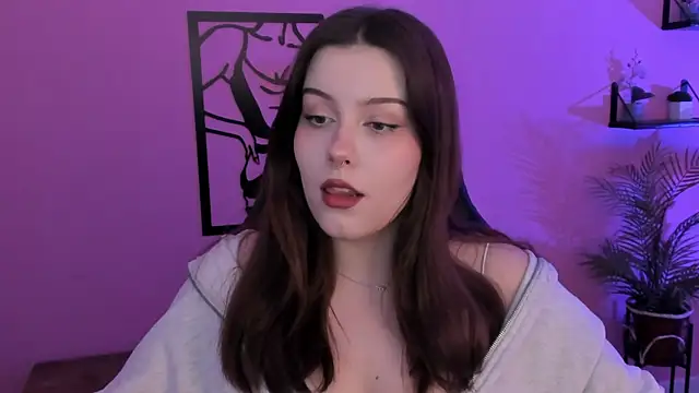 CoralineKeyns online show from March 3, 2025, 8:38 am