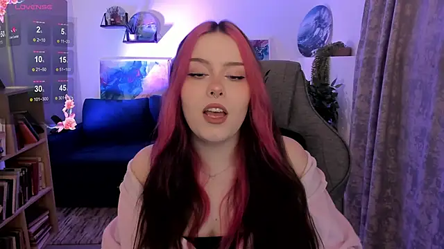 CoralineKeyns online show from April 29, 2026, 5:33 am