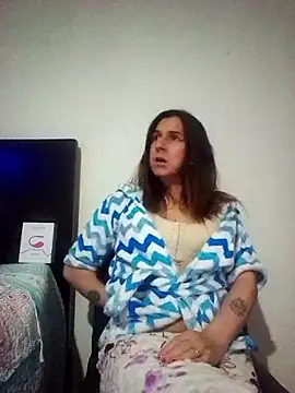 Cameron puppy online show from September 12, 2025, 6:02 am