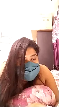 indianlisa5 online show from January 30, 2025, 4:34 pm