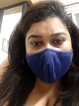 indianlisa5 online show from June 7, 2026, 8:45 pm