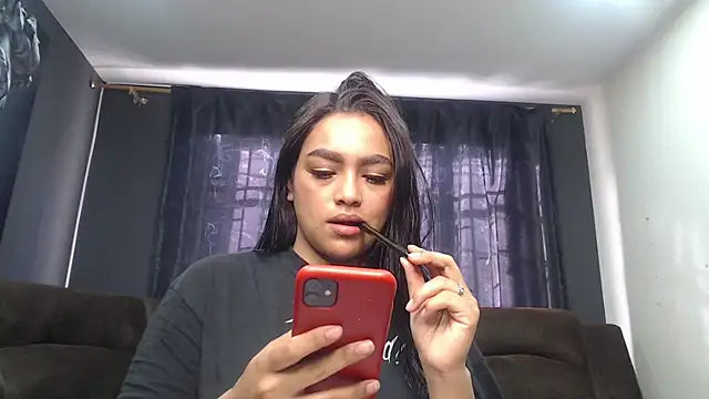 fairylatin222 online show from November 25, 2025, 12:49 pm