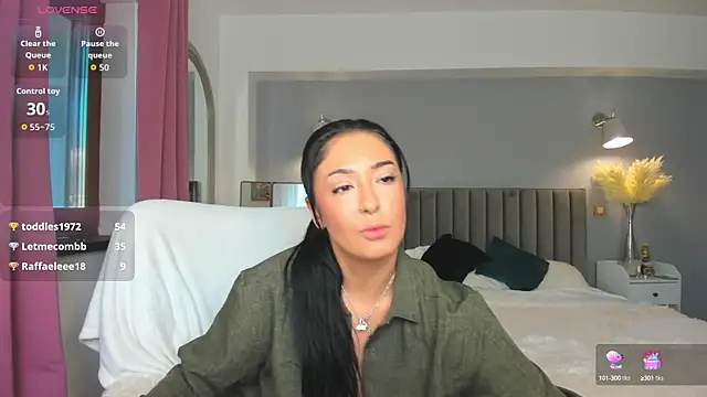 Awesome Jolie online show from October 20, 2025, 6:58 am