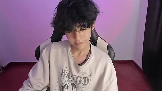 Snapshot of Alan26_ chatting on January 21, 2025, 3:37 am Alan26 online show from January 21, 2025, 3:37 am