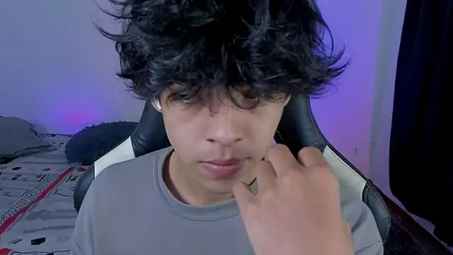 Snapshot of Alan26_ chatting on November 23, 2025, 3:17 am Alan26 online show from November 23, 2025, 3:17 am