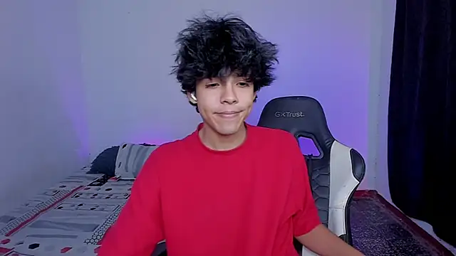 Snapshot of Alan26_ chatting on November 29, 2025, 3:59 pm Alan26 online show from November 29, 2025, 3:59 pm