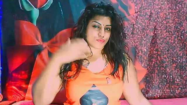 RoyalIndianCreamPuff online show from January 9, 2025, 6:04 pm