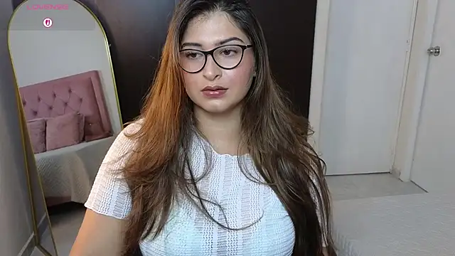 adara lennox online show from March 17, 2026, 8:23 pm