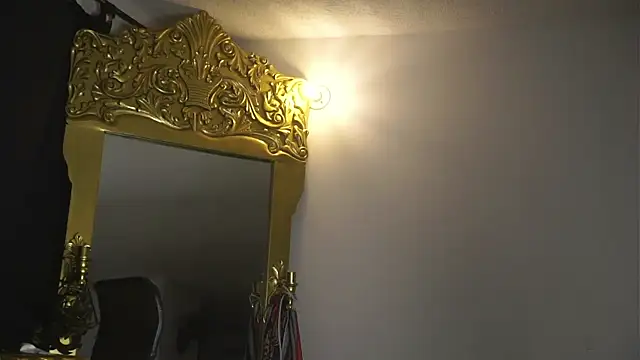 dantecoppolaa  online show from January 23, 2025, 12:35 am