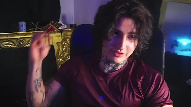 dantecoppolaa  online show from February 18, 2025, 12:04 am