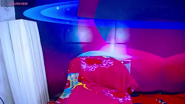 Snapshot of Cristalxxts chatting on February 21, 2026, 6:53 pm Cristalxxts online show from February 21, 2026, 6:53 pm