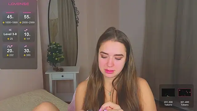 LovelyJessie online show from December 17, 2024, 5:15 pm