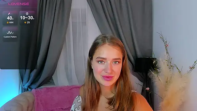 LovelyJessie online show from March 21, 2025, 2:40 pm