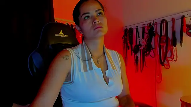 scarlet-kennedy98 online show from December 5, 2025, 6:48 pm