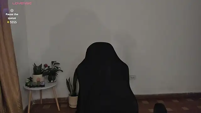 Snapshot of anaveleeez chatting on March 12, 2025, 6:29 am anaveleeez online show from March 12, 2025, 6:29 am