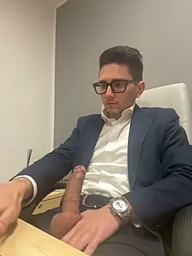 masterboss  online show from January 9, 2025, 12:52 pm