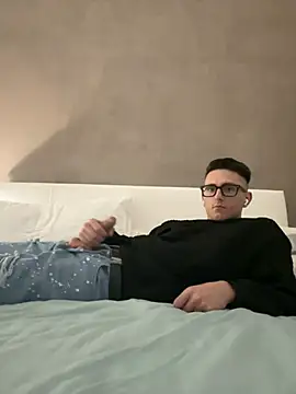 masterboss  online show from March 22, 2025, 2:05 am