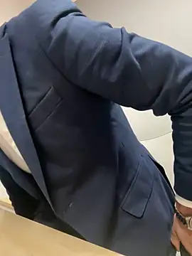 masterboss  online show from October 10, 2025, 8:35 am