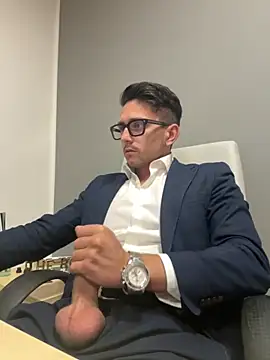 masterboss  online show from October 24, 2025, 12:23 pm