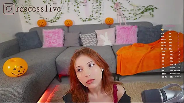 BOOLOCHKAA online show from November 1, 2025, 12:18 pm