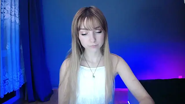 LuciaYoung online show from March 1, 2025, 7:26 pm