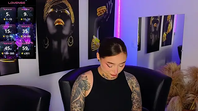  brenna hanson online show from February 7, 2025, 7:06 pm