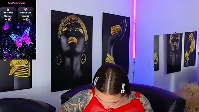  brenna hanson online show from February 8, 2025, 8:10 pm