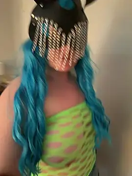 sammyspencer online show from April 13, 2026, 5:51 pm