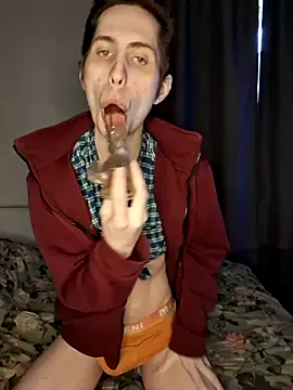 Nikki Sandy online show from March 11, 2026, 7:14 am