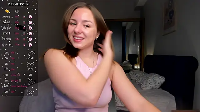 ThreeshaWhite online show from March 7, 2025, 6:13 am