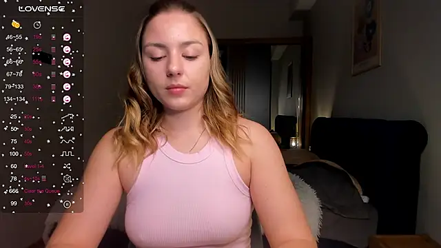 ThreeshaWhite online show from March 12, 2025, 4:13 pm