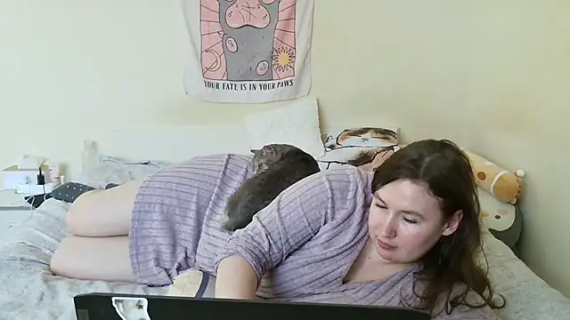 franceska blue online show from March 21, 2025, 2:07 pm