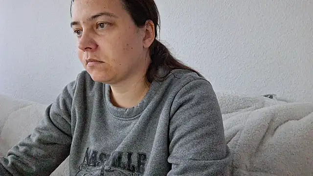 Cyndee Winter online show from October 25, 2025, 2:24 pm