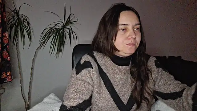 Cyndee Winter online show from December 20, 2025, 7:54 pm