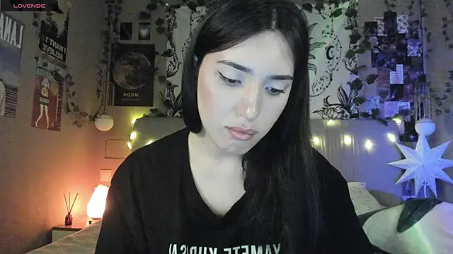 Anisawithlove online show from February 27, 2025, 6:09 pm