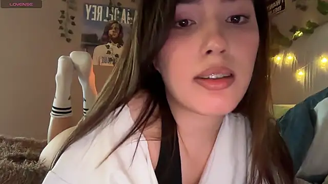 Anisawithlove online show from February 15, 2026, 7:38 am