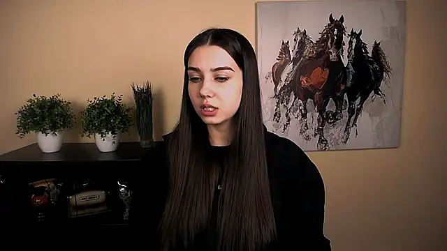 Lili magic online show from November 8, 2025, 8:47 am