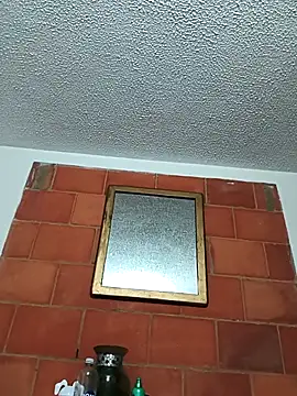 JoseHosther20xh online show from November 5, 2025, 4:34 am