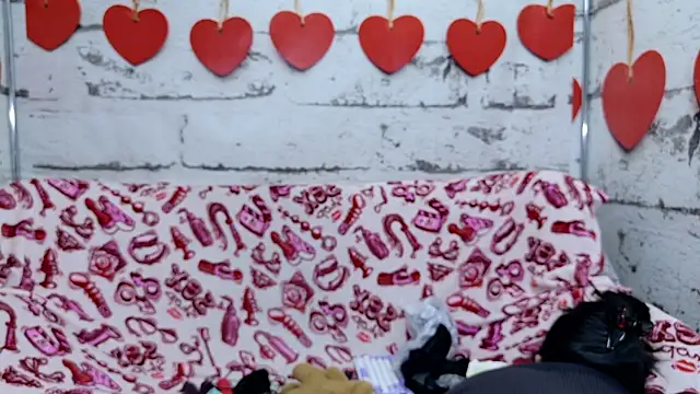 Nadine asian online show from January 6, 2026, 4:05 am