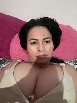 Snapshot of Janna099 chatting on June 23, 2026, 12:58 pm Janna099 online show from June 23, 2026, 12:58 pm