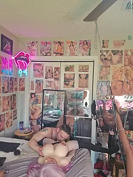 luvs2cumm69 online show from May 7, 2026, 4:34 pm